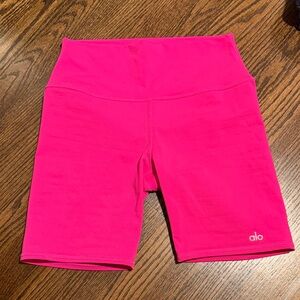 ALO Yoga High-Rise Bike Shorts in Bright Pink